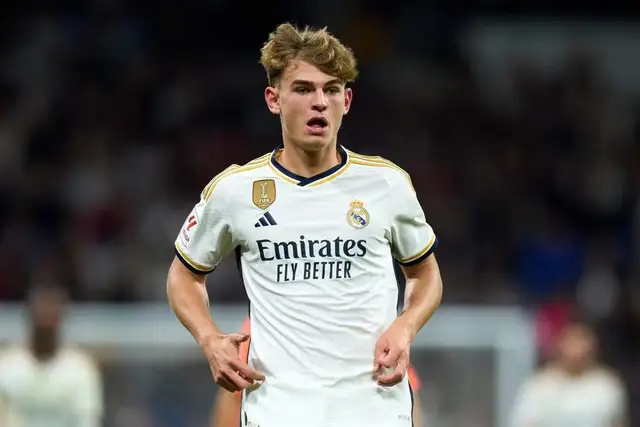 一个是后卫 一个是后卫